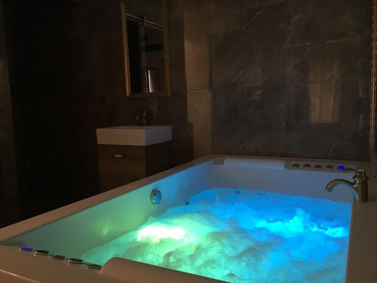 Central Business Apartments Jacuzzi Belgrad Exterior foto